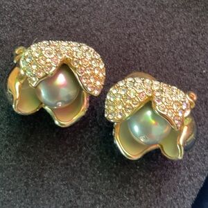 Adorable Swarovski Clip On Earrings gently used